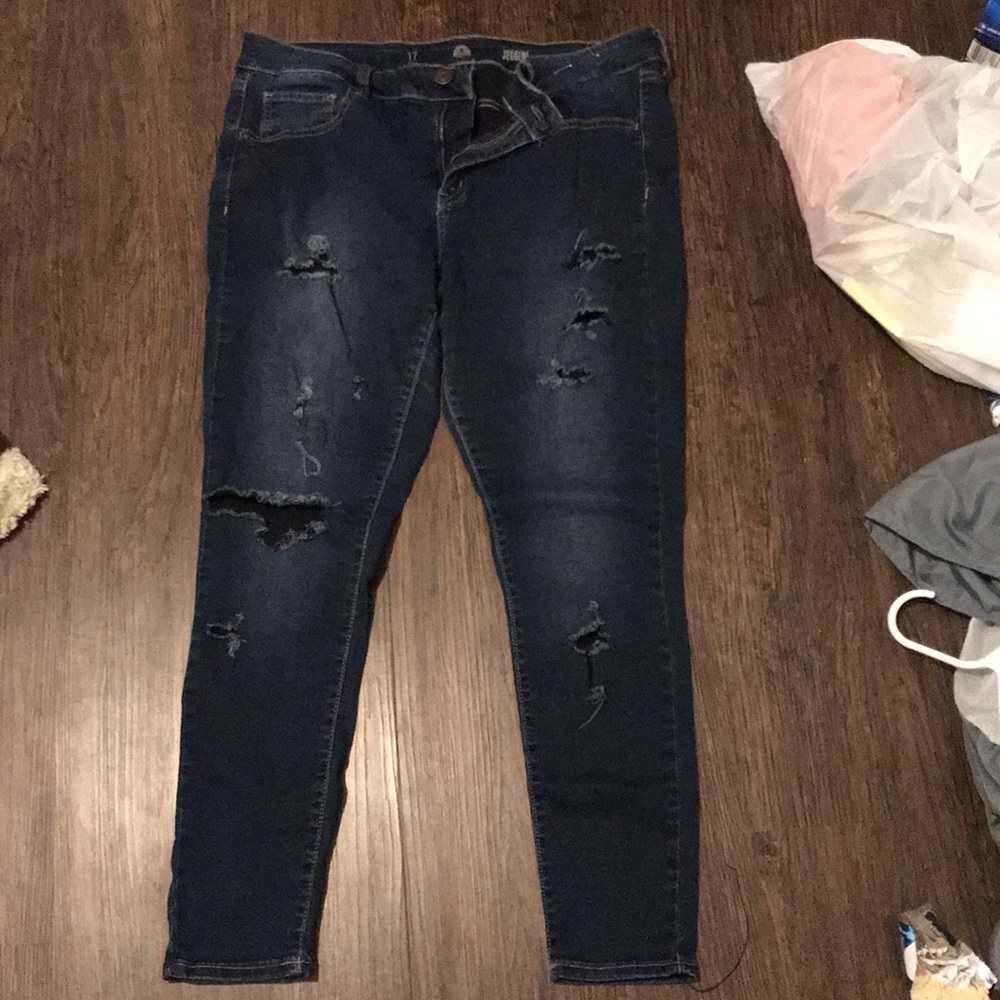 jeggings with holes